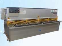 钢布局修建通用剪板机